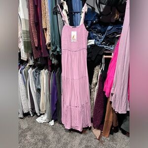 Pretty garden dress - size small - NWT never worn